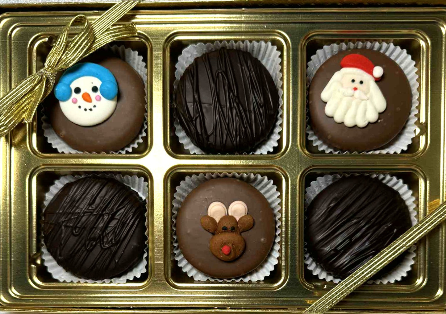 Chocolate Covered Oreos - 6 Piece Christmas Box